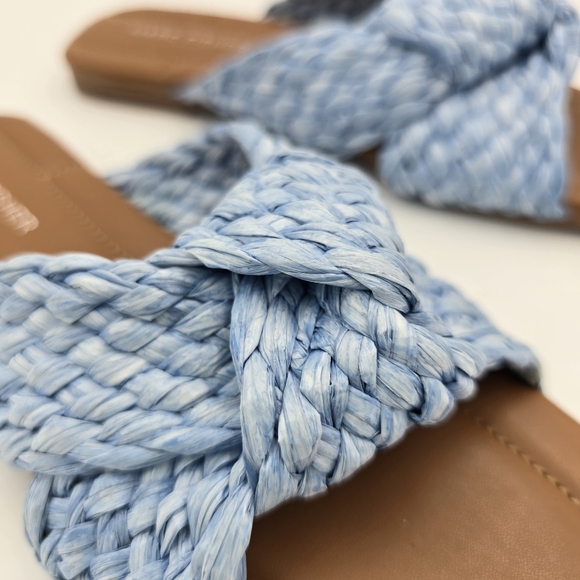 NWOT Marc Fisher Lasket Flat Slide Sandals, Surf Blue, Women's 5.5M - Picture 2 of 12